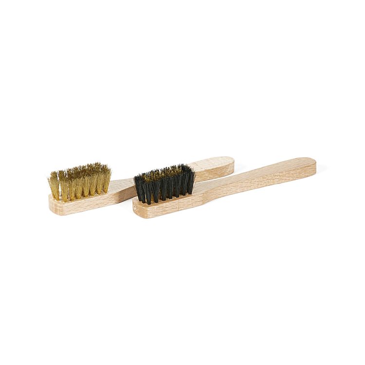 HOOF DRESSING BRUSH