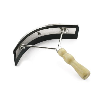 METAL CURVED SWEAT SCRAPER WITH WOODEN HANDLE