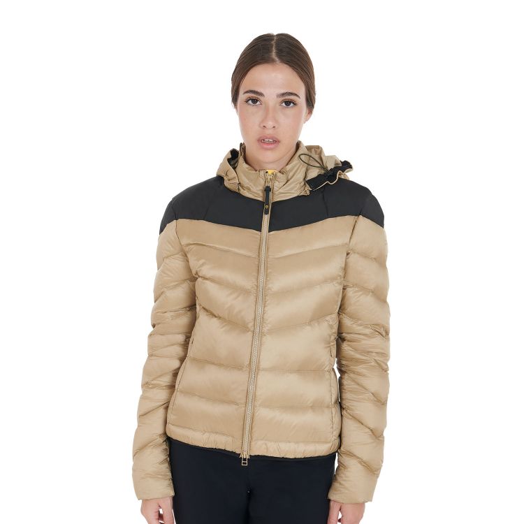 Women's slim fit down jacket with removable hood