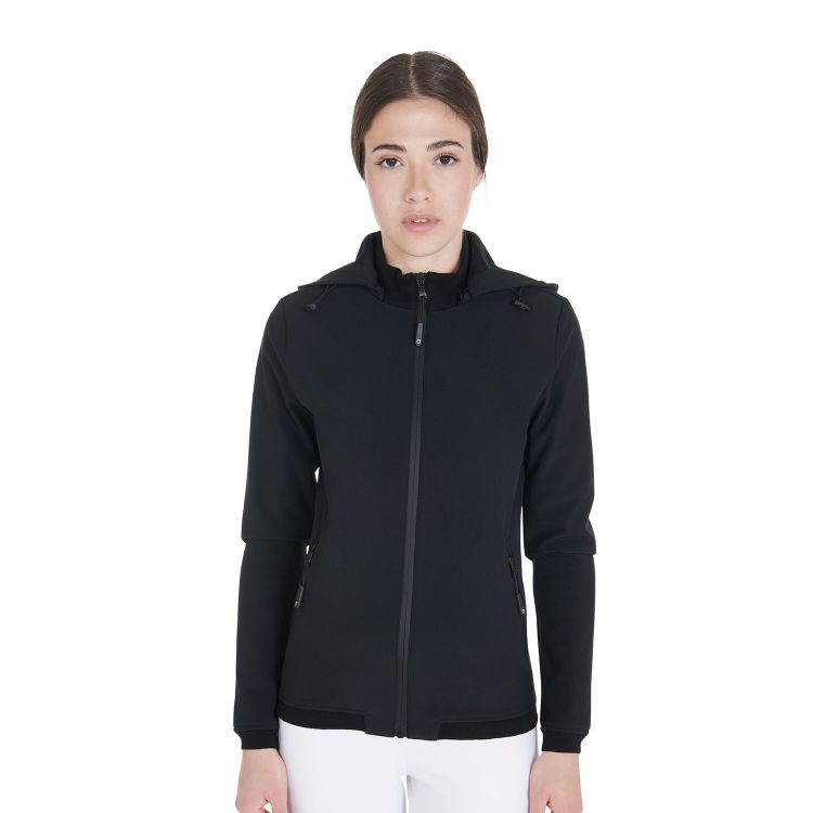 Women's slim fit softshell jacket with internal fleece