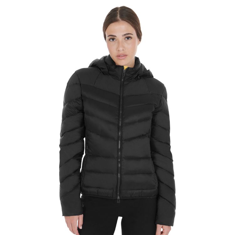Women's slim fit down jacket with removable hood
