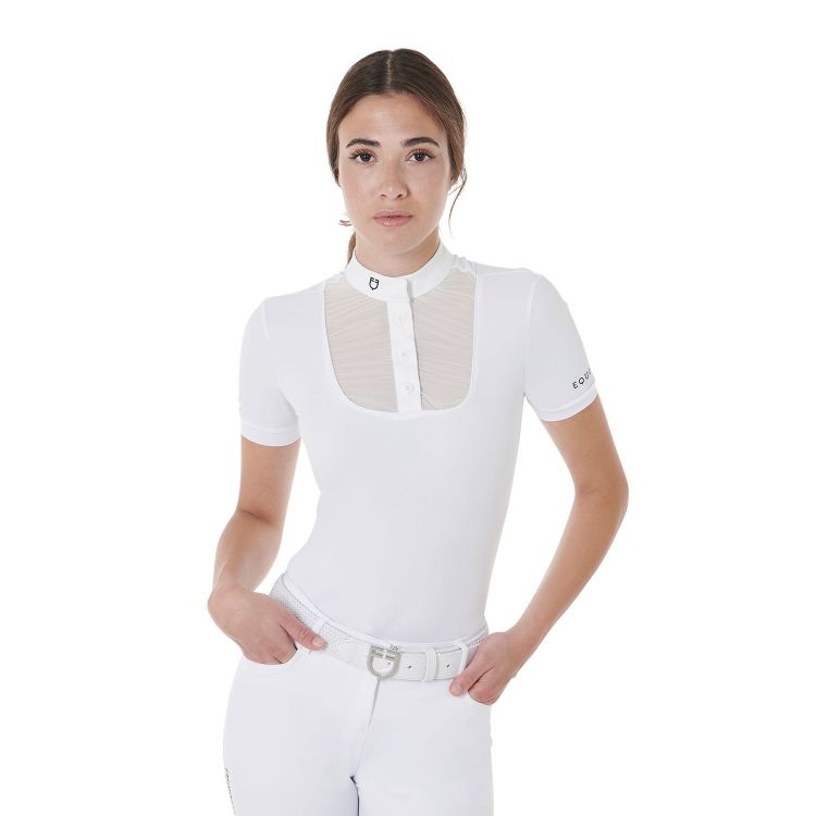 Women’s slim fit short sleeve polo shirt with buttons